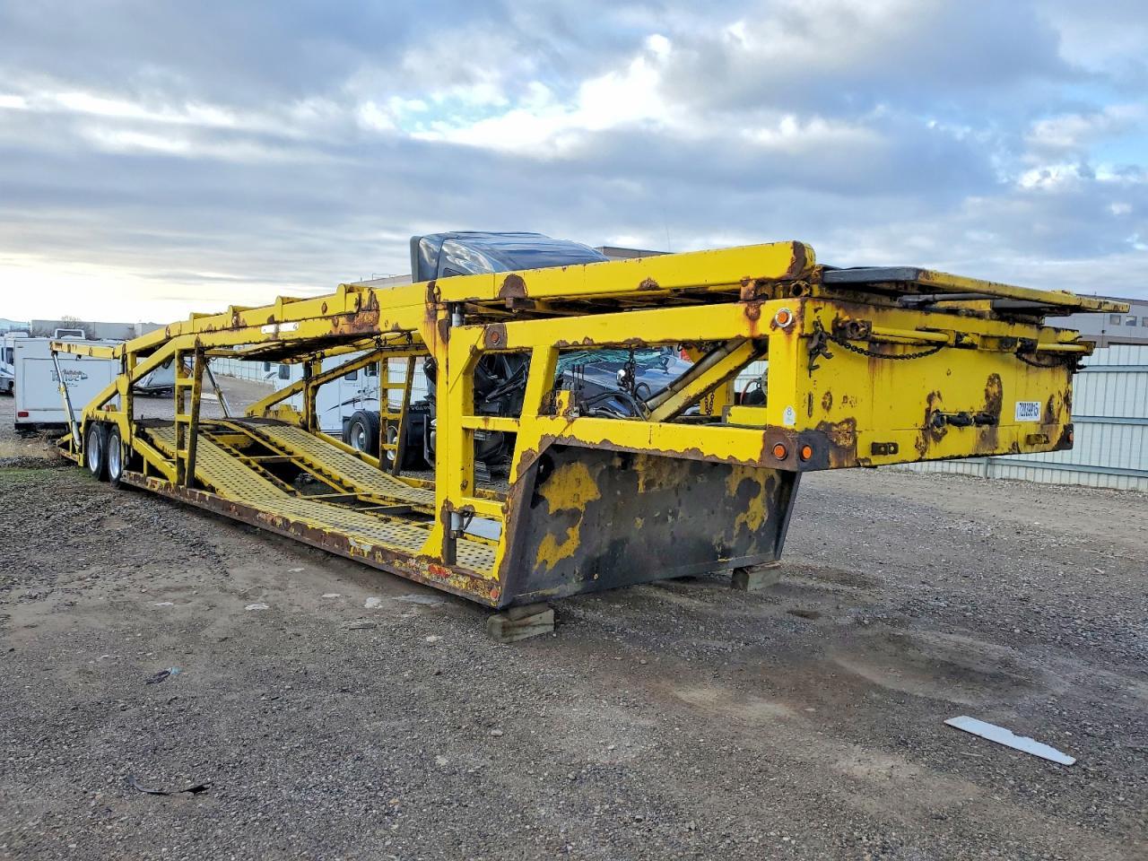 2004 Sun Valley Car Carrier