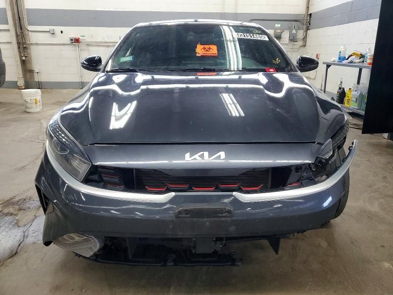 2023 KIA Forte gt Line