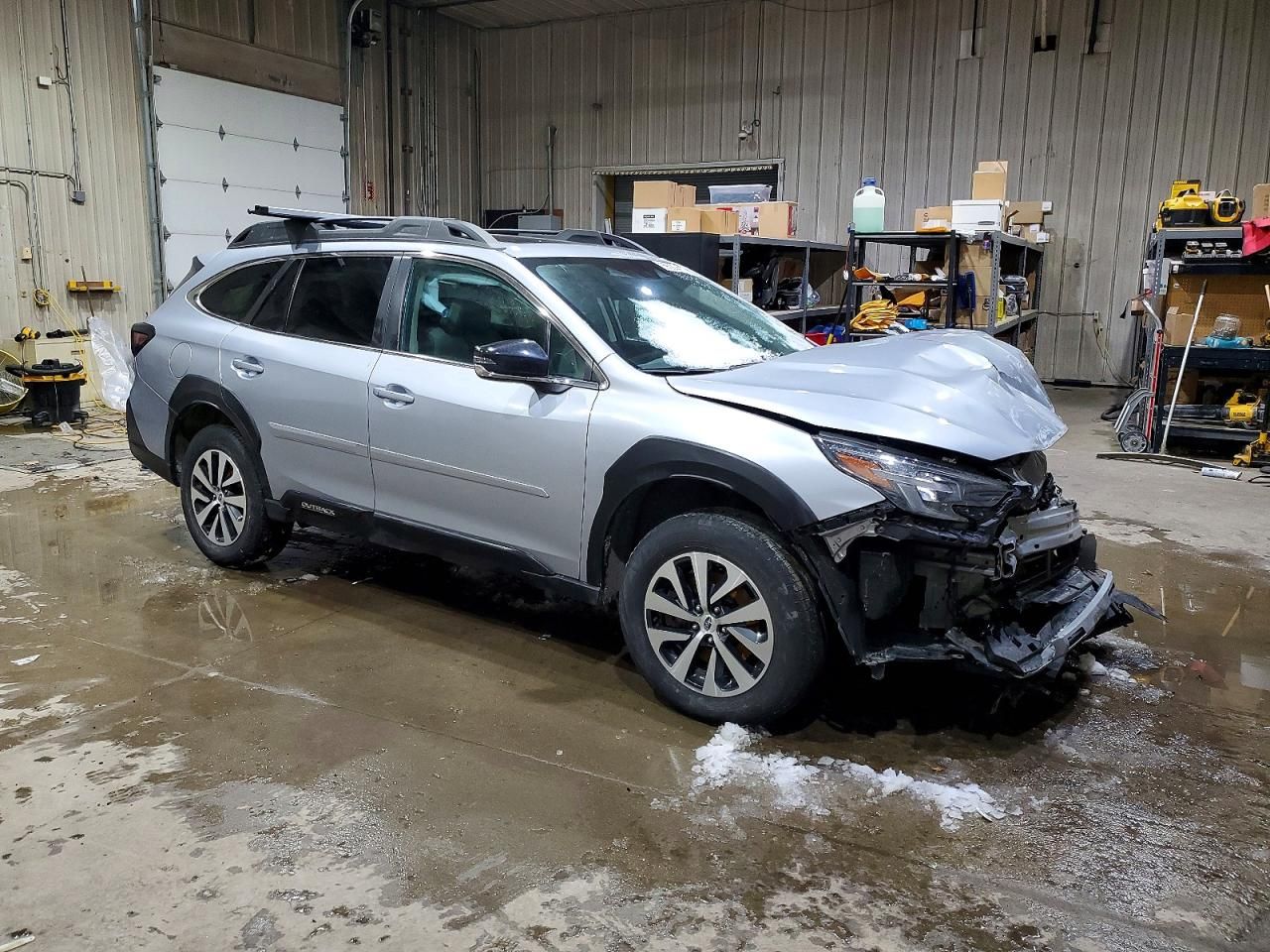 2024 Subaru Outback Premium