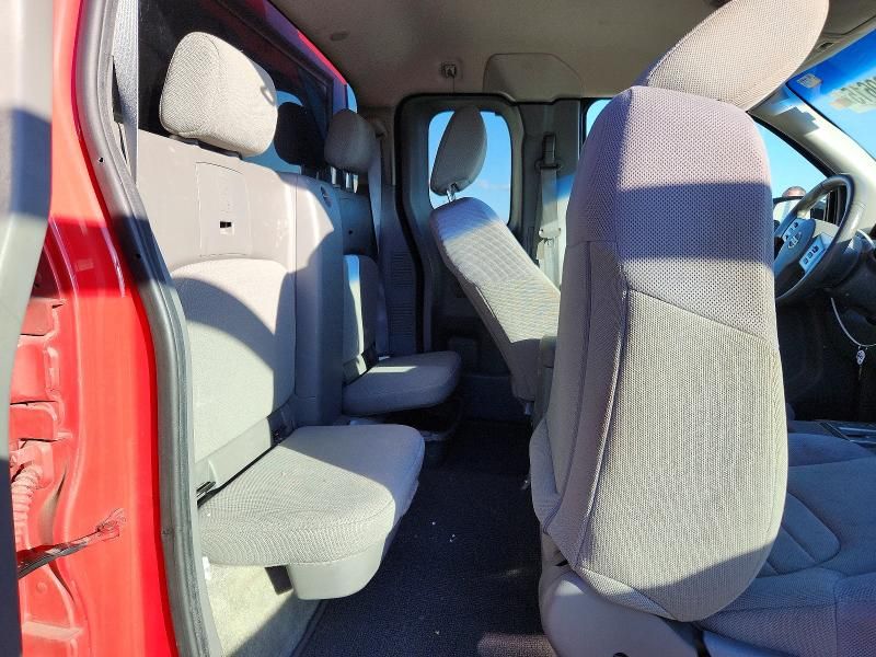 2017 Nissan Frontier s