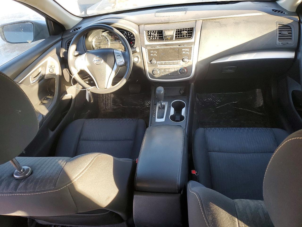 2017 Niss Altima 2.5 s