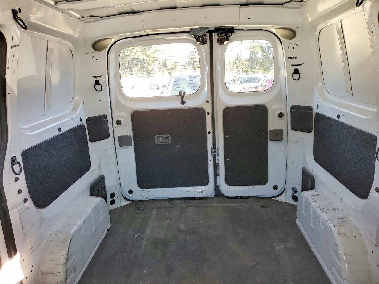 2020 Nissan NV200