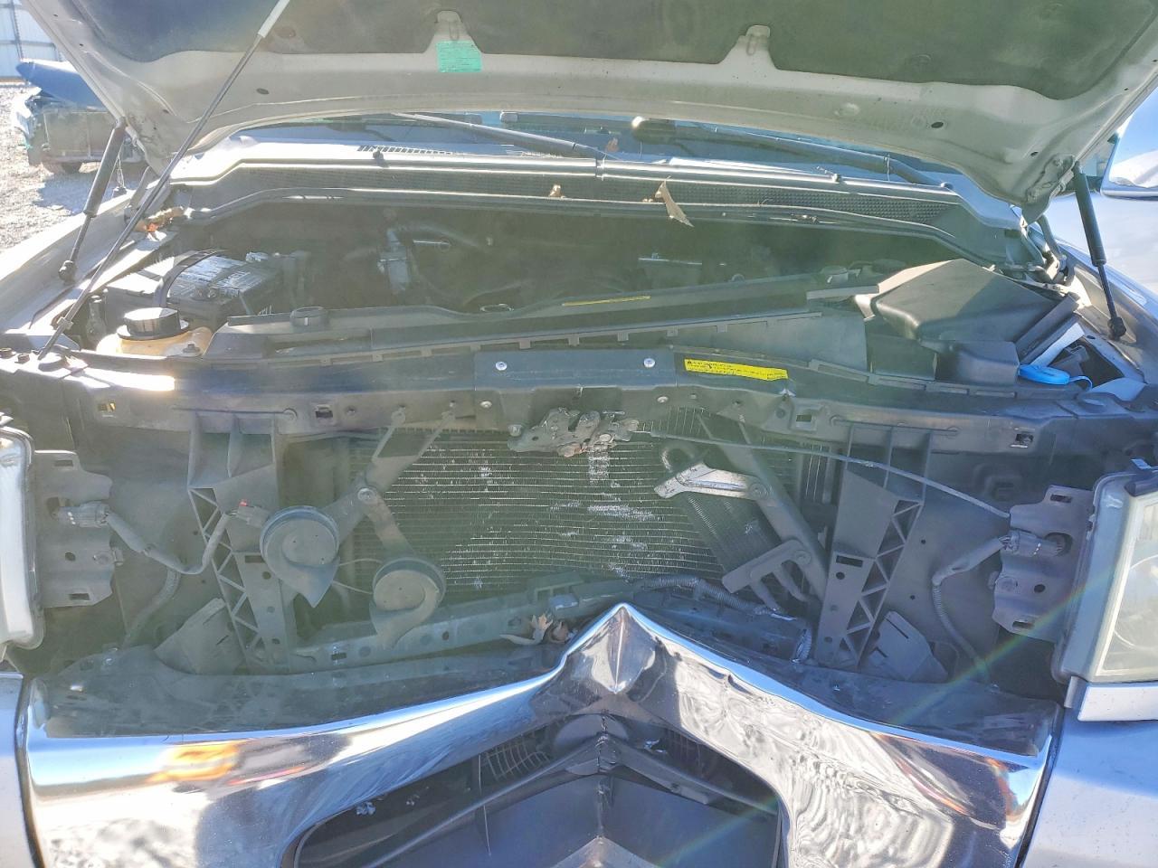 2005 Nissan Titan XE
