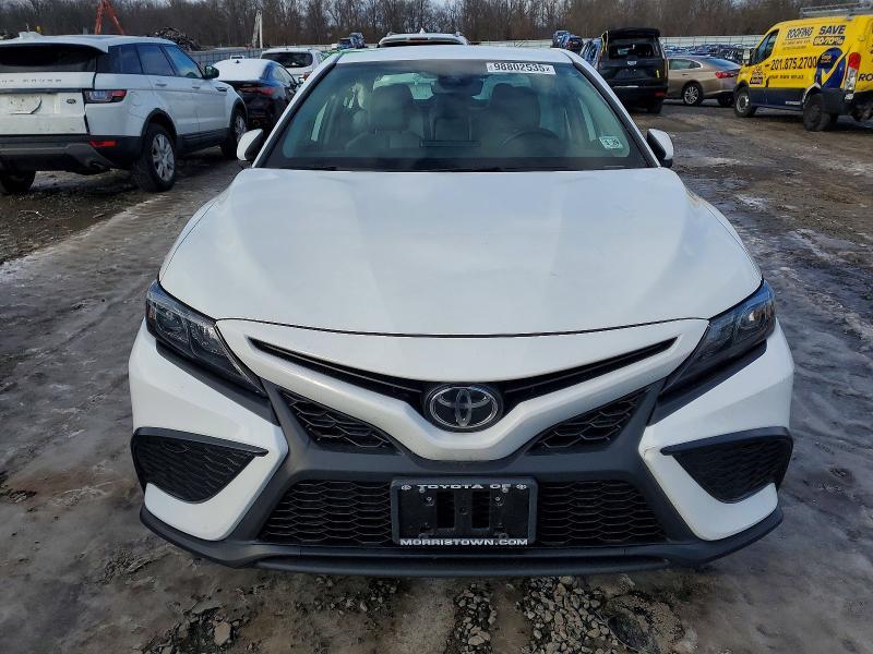 2024 Toyota Camry se Night Shade