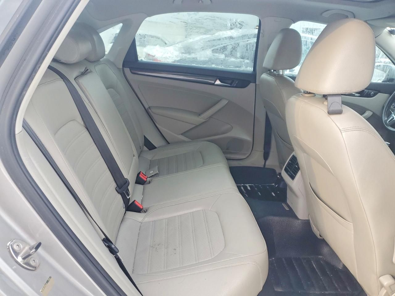 2013 Volkswagen Passat se