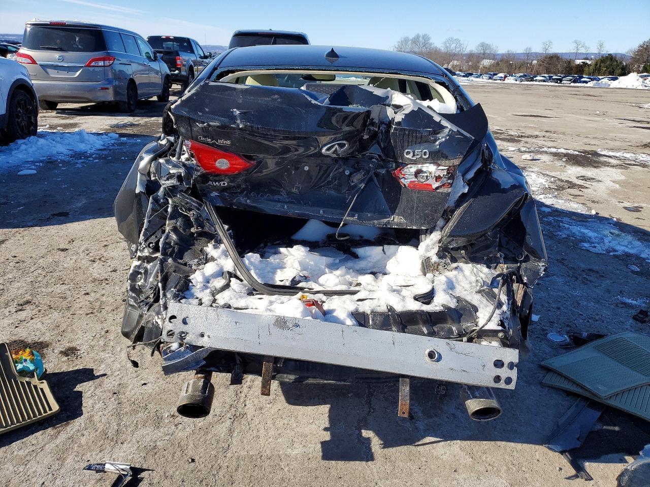2016 Infiniti Q50 Premium