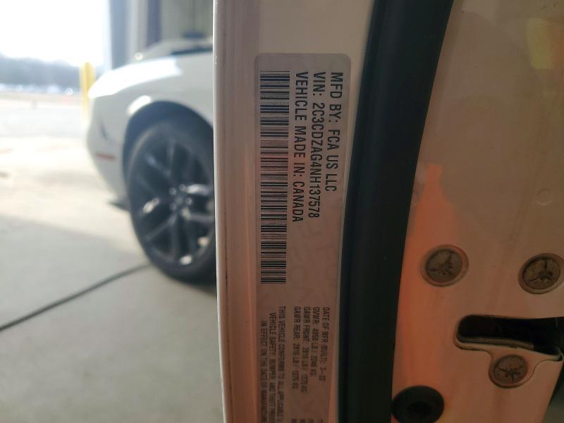 2022 Dodge Challenger sxt