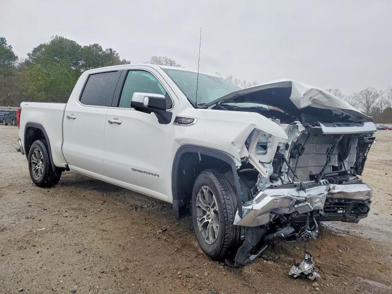 2025 GMC Sierra K1500 slt