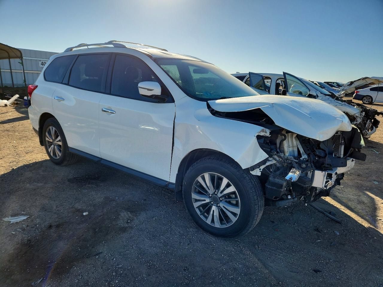 2017 Nissan Pathfinder s