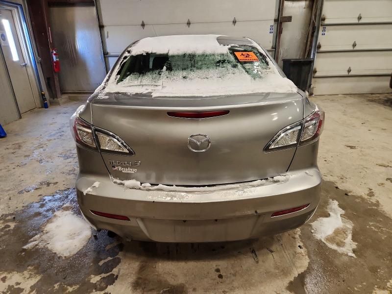 2013 Mazda 3 I