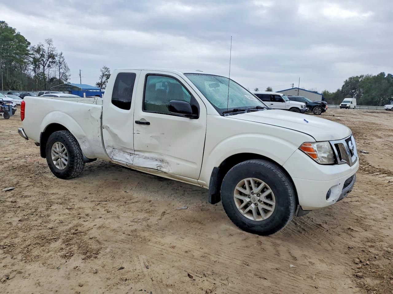 2017 Nissan Frontier s
