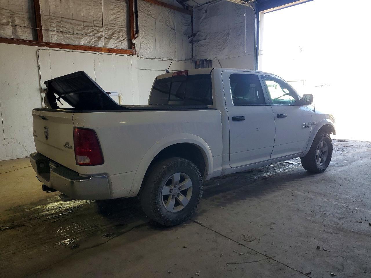 2016 Dodge RAM 1500 SLT