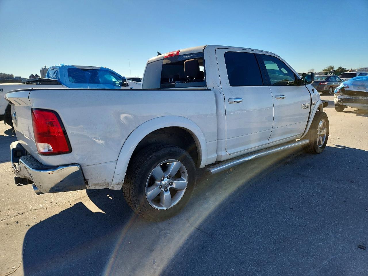 2015 Dodge RAM 1500 SLT