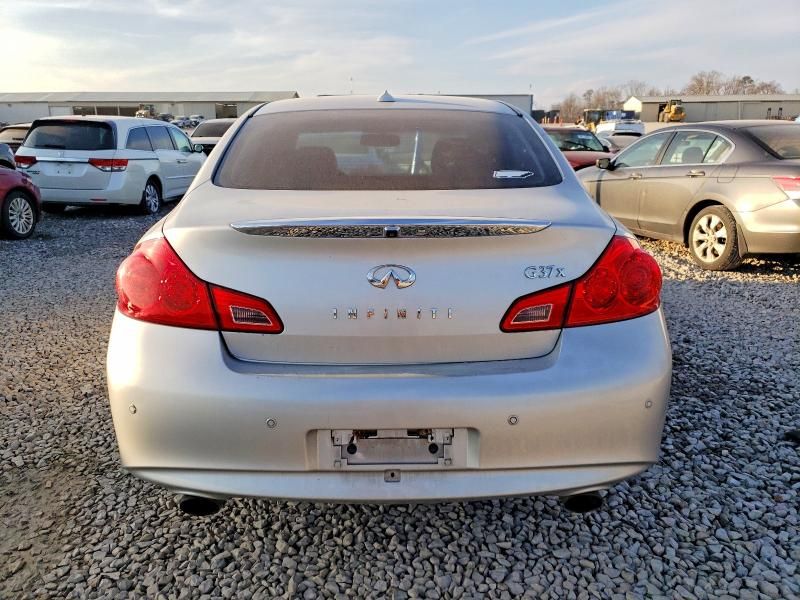 2011 Infiniti G37
