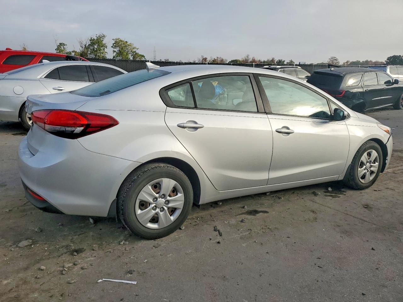 2017 KIA Forte lx