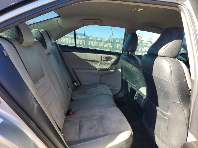 2015 Toyota Camry le