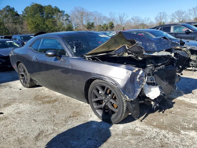 2021 Dodge Challenger gt