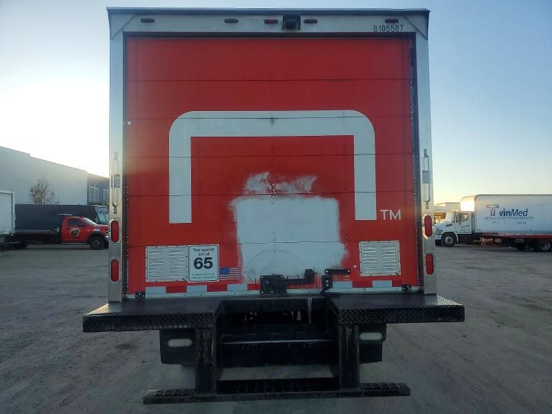 2017 Hino 195 box Truck