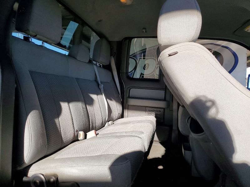 2013 Ford F150 Super cab