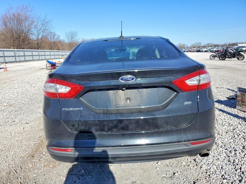 2015 Ford Fusion se