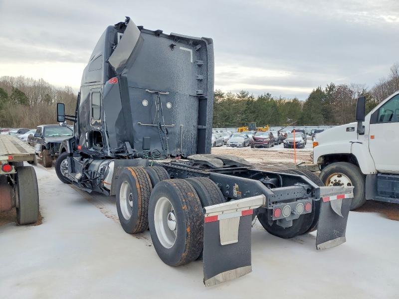 2024 Kenworth T680 Semi Truck