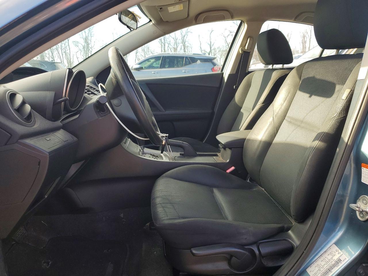 2011 Mazda 3 I