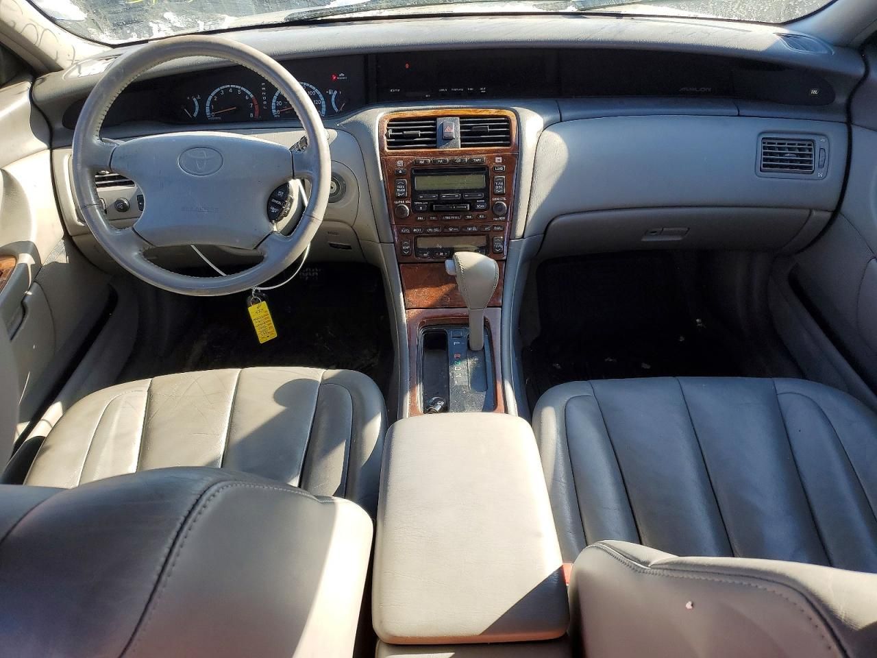 2000 Toyota Avalon xl