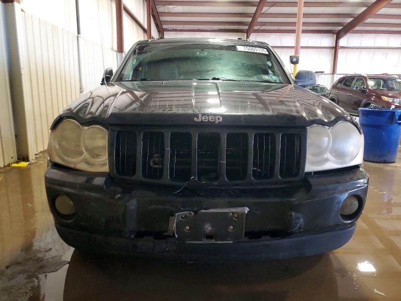 2005 Jeep Grand Cherokee Laredo
