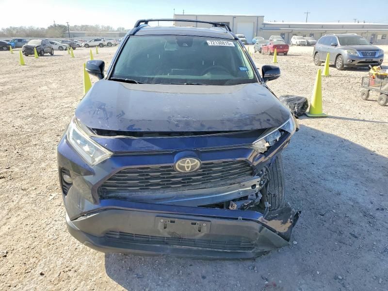 2020 Toyota Rav4 xle