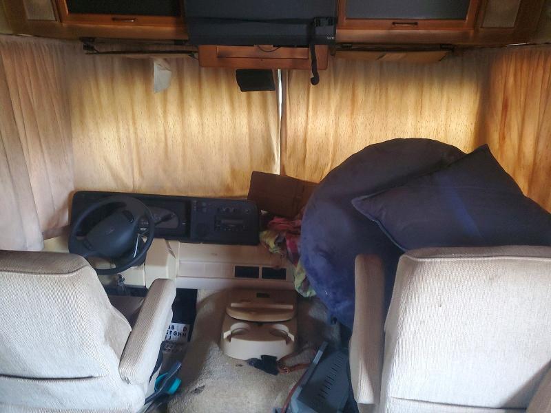 2003 Winnebago Motorhome
