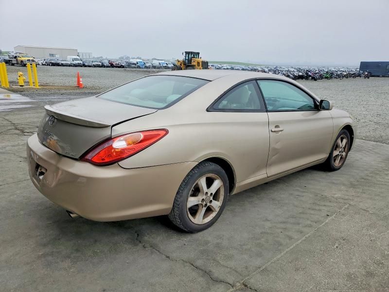 2004 Toyota Camry Solara se