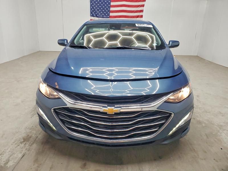 2025 Chevrolet Malibu lt