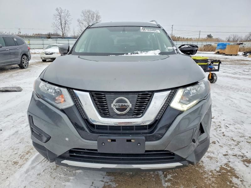 2017 Nissan Rogue sv