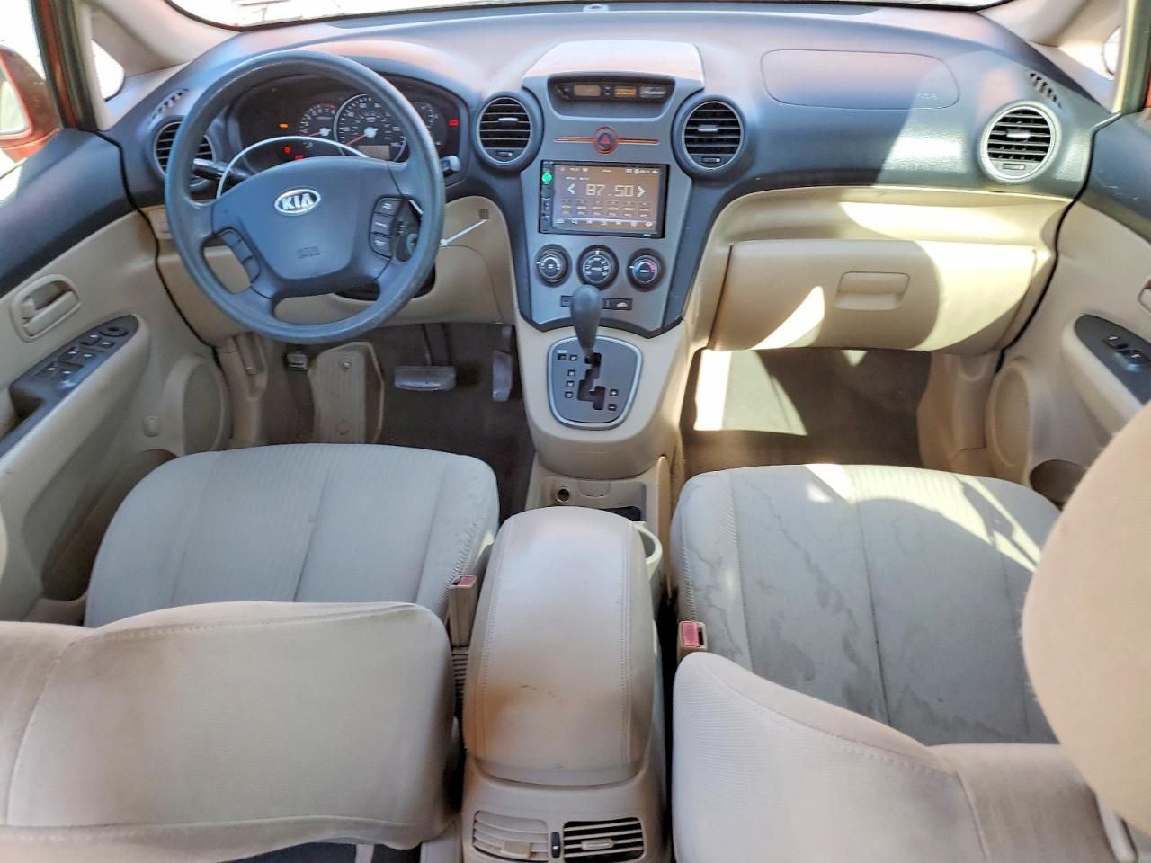 2008 KIA Rondo Base