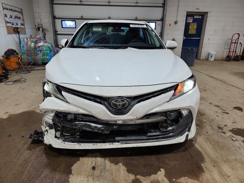 2020 Toyota Camry le