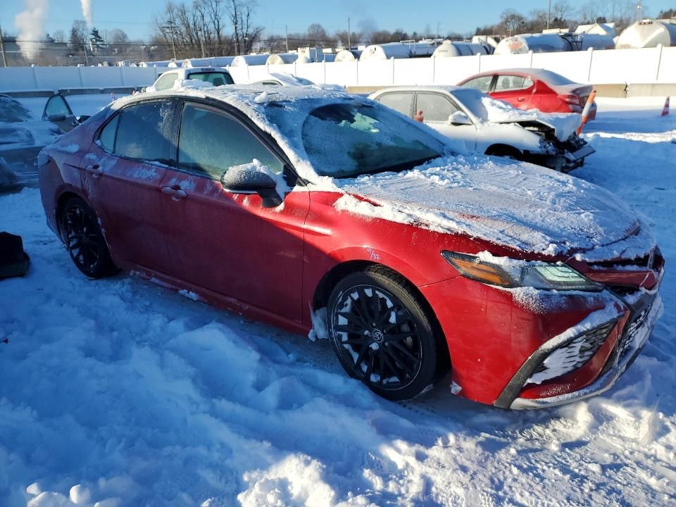 2021 Toyota Camry xse