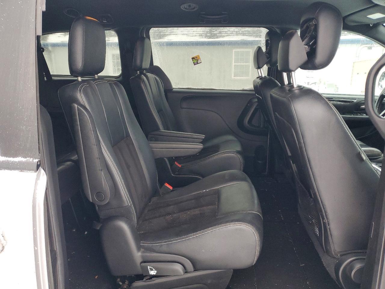 2016 Dodge Grand Caravan sxt