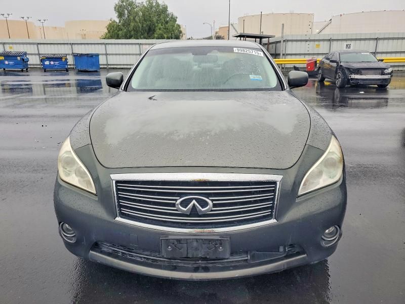 2012 Infiniti M37