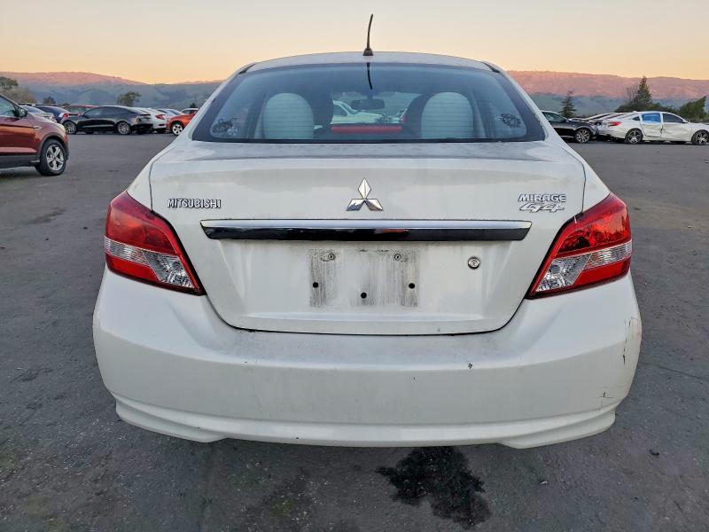 2017 Mitsubishi Mirage G4 es