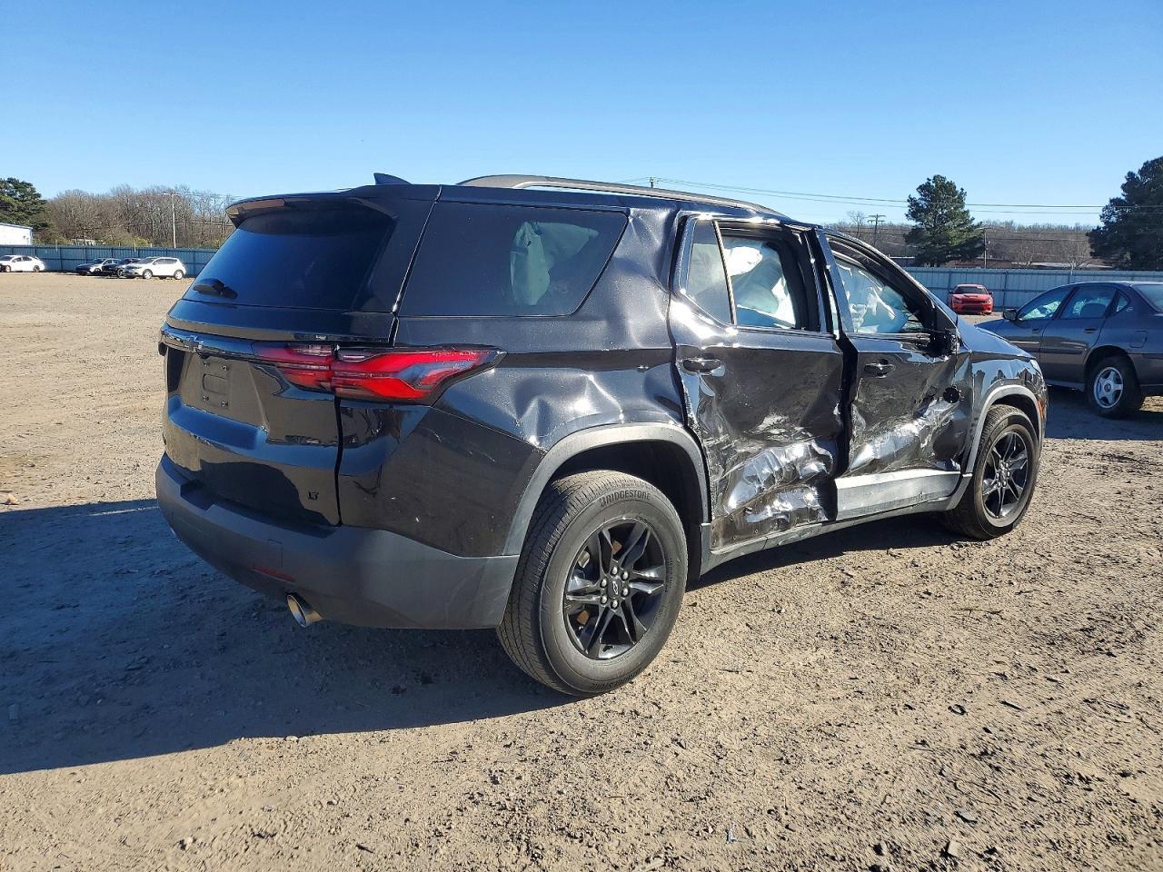2023 Chevrolet Traverse lt