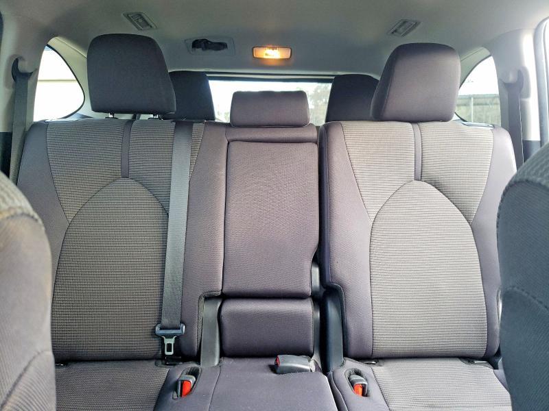 2025 Toyota Highlander le