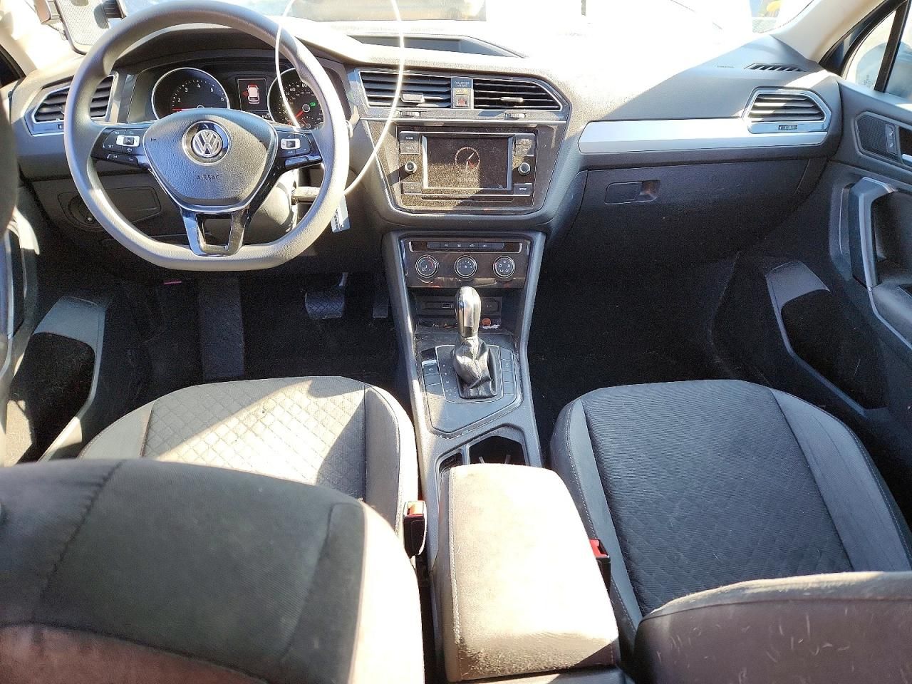 2019 Volkswagen Tiguan s