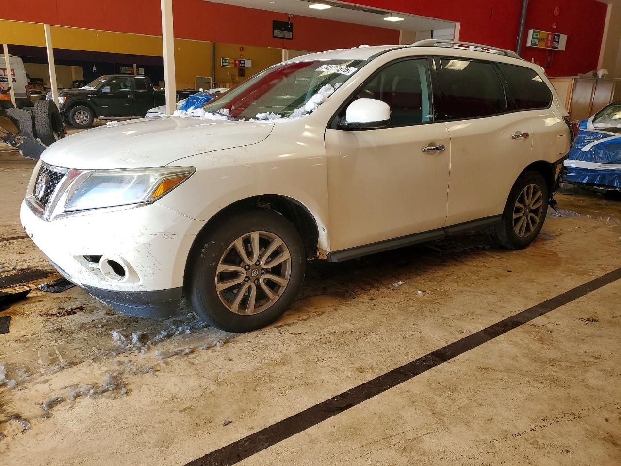 2014 Nissan Pathfinder s