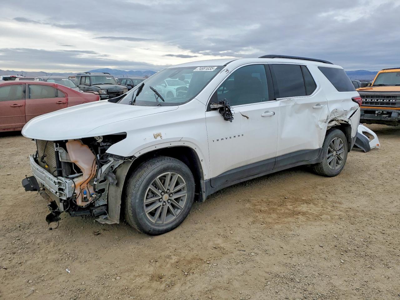 2022 Chev Traverse lt