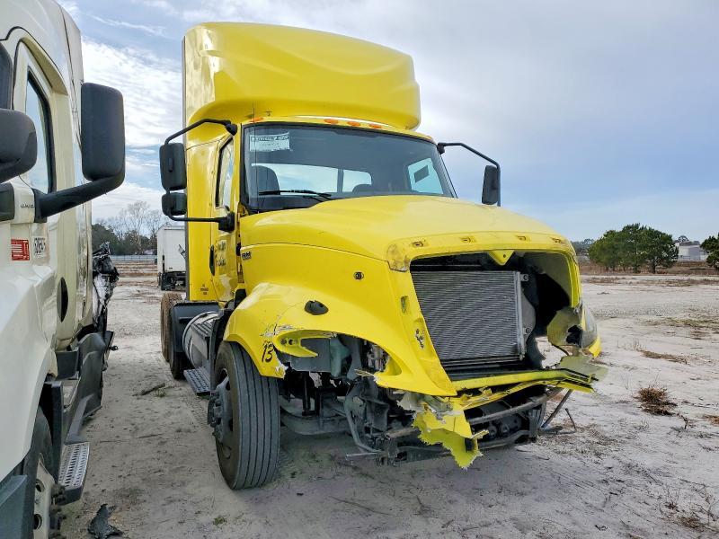 2019 International RH613 Semi Truck