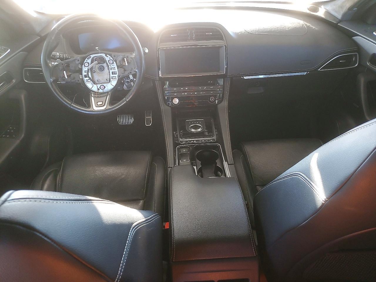 2019 Jaguar F-pace s