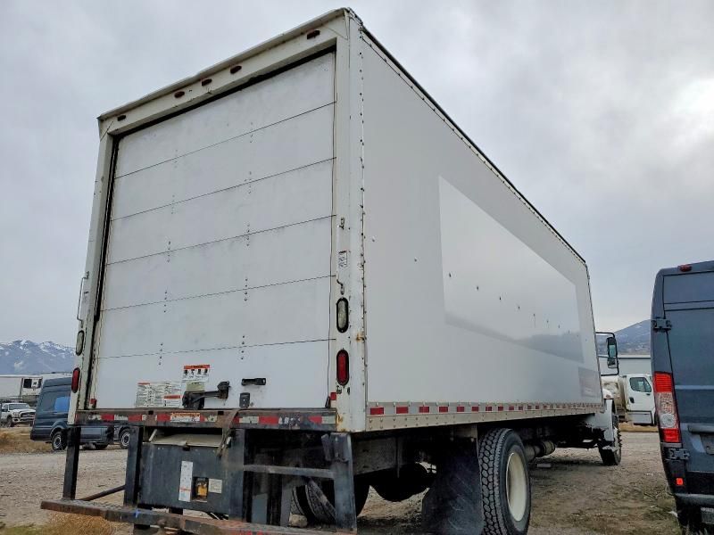 2017 International 4000 4300-box Truck
