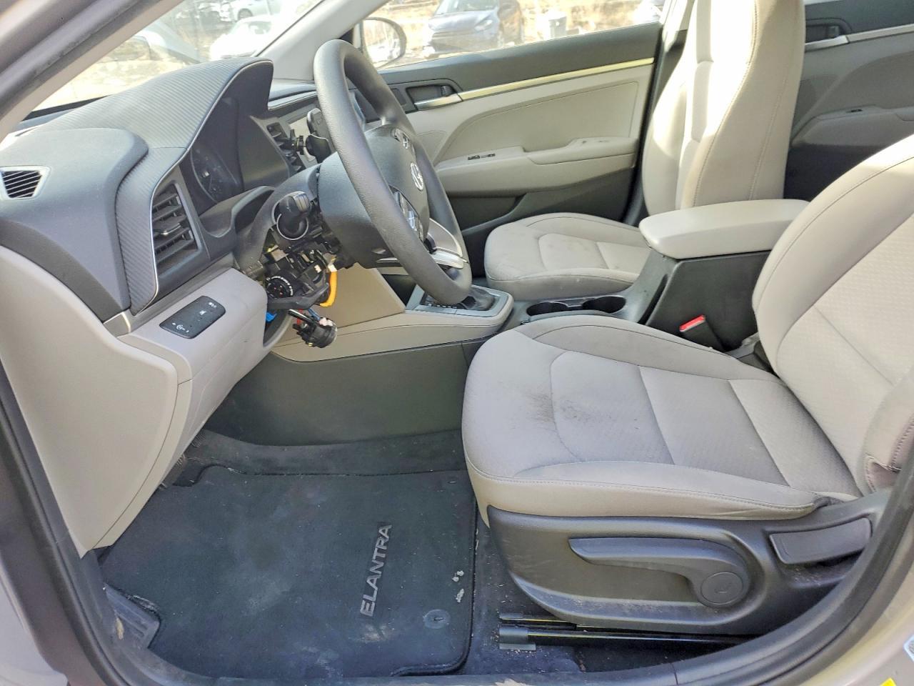 2020 Hyundai Elantra se