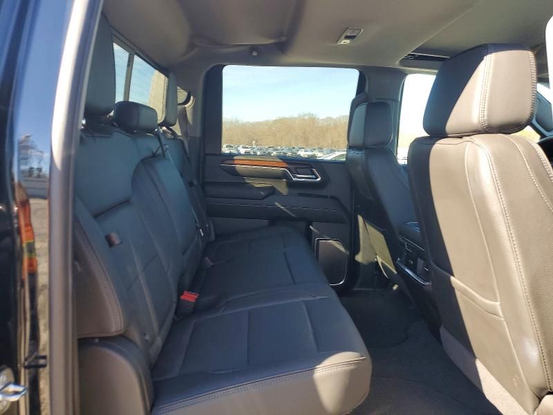 2024 GMC Sierra K3500 Denali