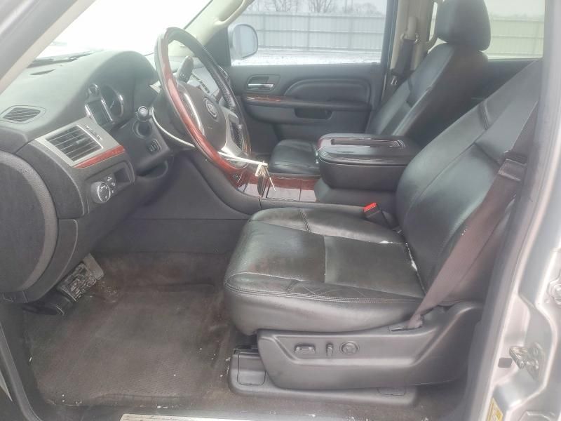 2013 Cadillac Escalade Luxury